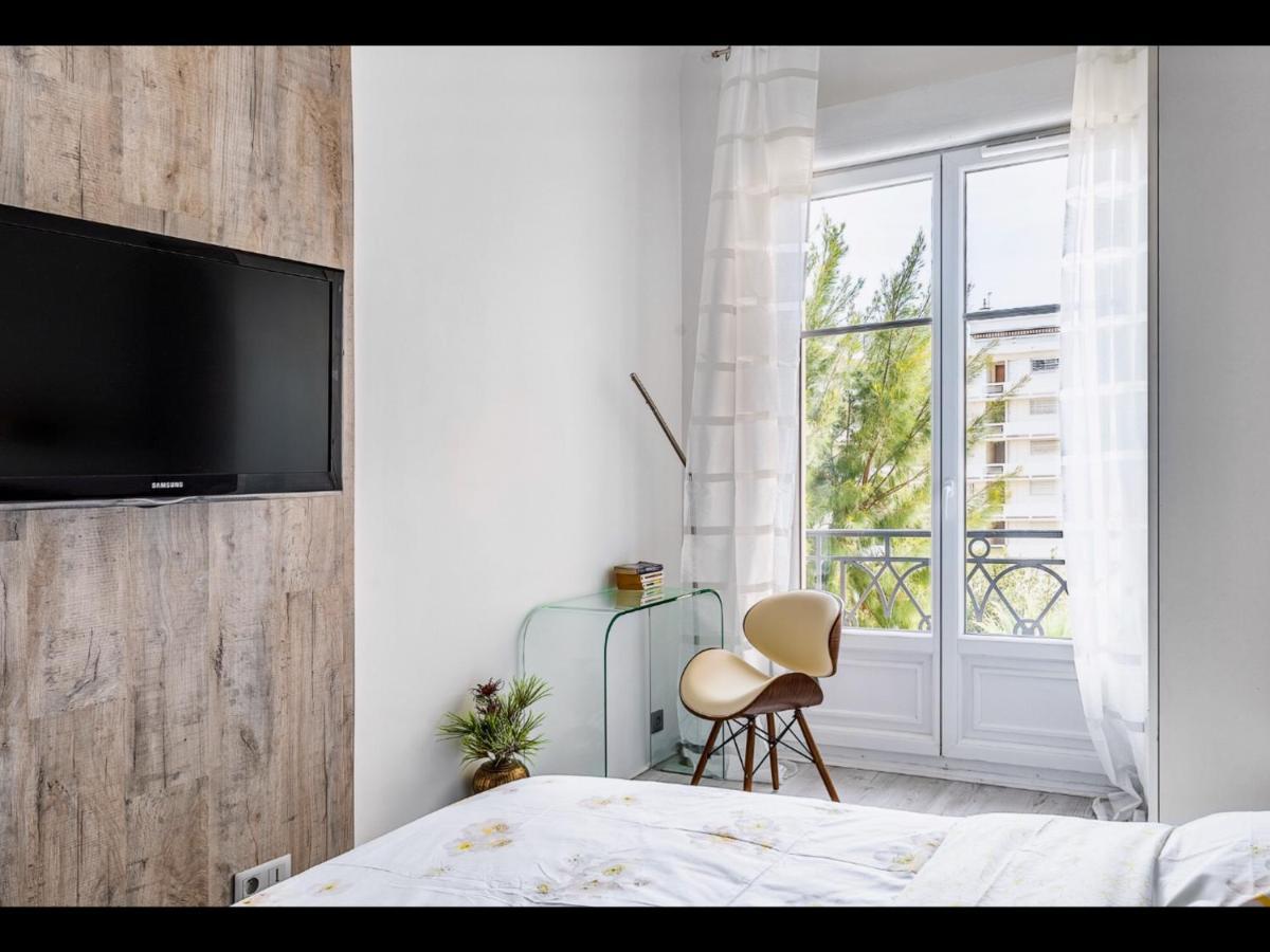 La Croisette - Superbe Studio Au Mythique Palais Miramar Cannes Exterior photo